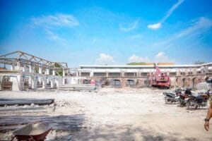 Read more about the article Pasar Sidayu Gresik Mulai Dibangun Lagi Usai Terbakar, Bupati Fandi Akhmad Yani Ingatkan Kualitas Pembangunan