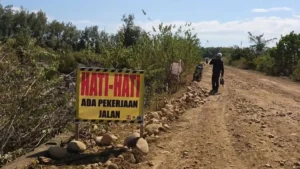 Read more about the article Jalan Kuri Caddi Maros sepanjang 530 meter mulai dibangun, akses bagi 200 KK akan lebih mudah